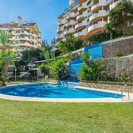 Senorio De Aloha 2 Bedroom Within Walking Distance To Puerto Banus *