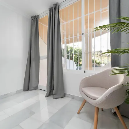 Senorio De Aloha 2 Bedroom Within Walking Distance To Puerto Banus Марбелья