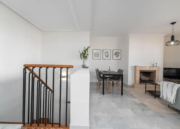 Senorio De Aloha 2 Bedroom Within Walking Distance To Puerto Banus *