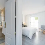 Senorio De Aloha 2 Bedroom Within Walking Distance To Puerto Banus Apartment *