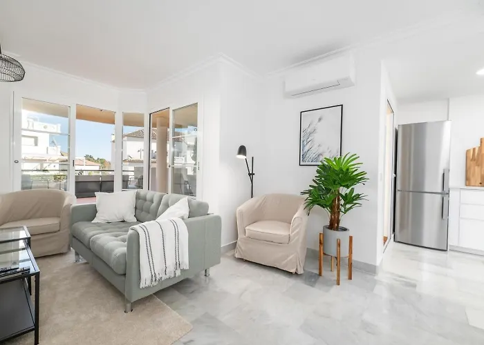 Daire Senorio De Aloha 2 Bedroom Within Walking Distance To Puerto Banus *