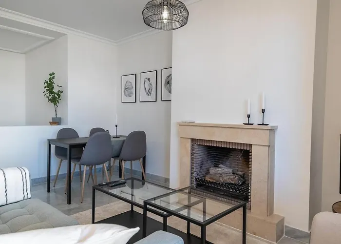 Senorio De Aloha 2 Bedroom Within Walking Distance To Puerto Banus Daire *
